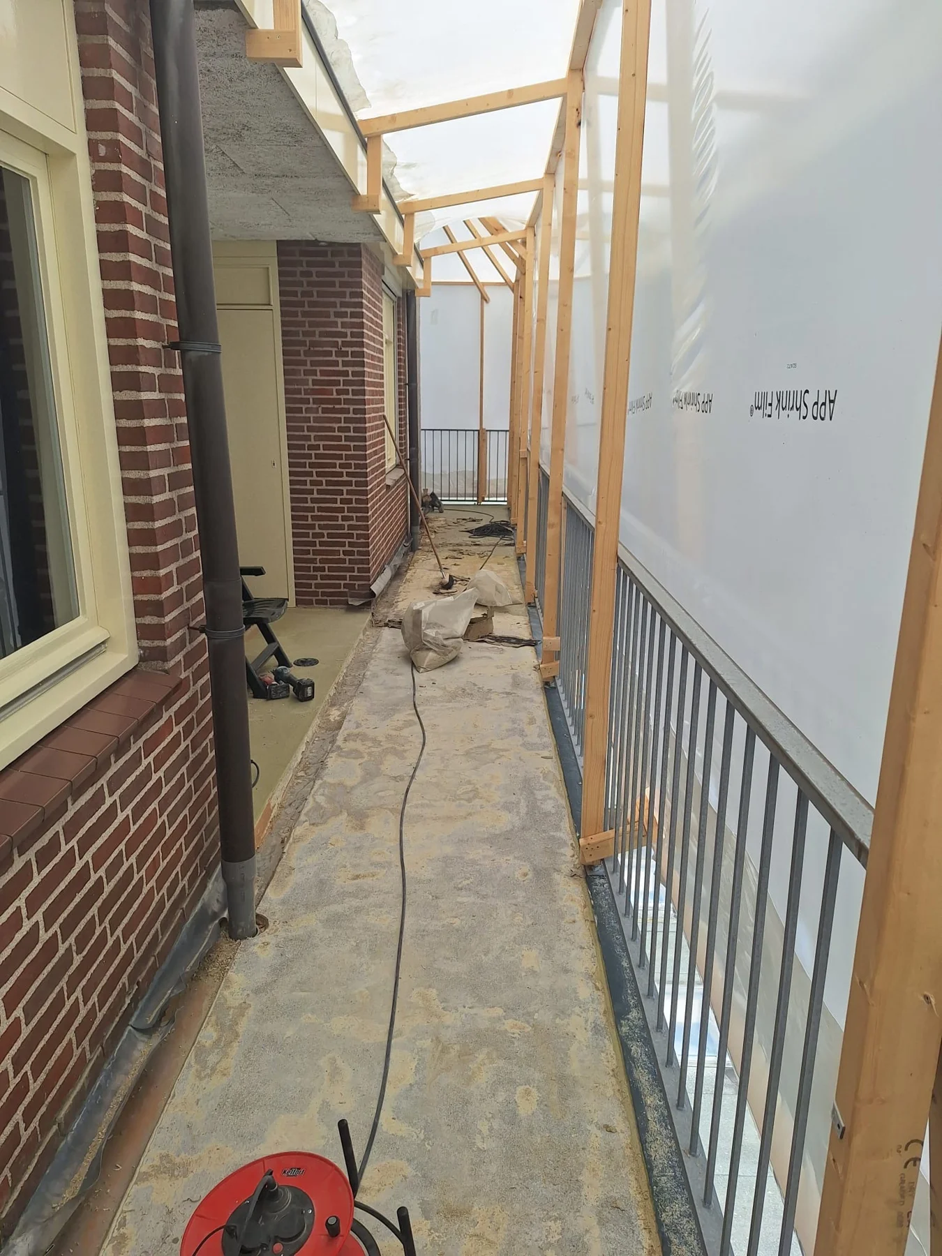 Galerijvloer tijdens de voorbereiding van de ondergrond
